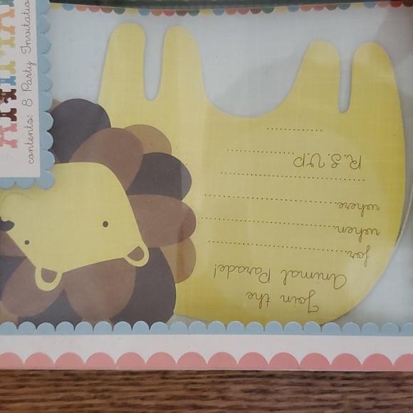 New - Set of 8 -Animal Party Parade Invitations and Thank You Notes/ 10' Garland - Picture 2 of 9